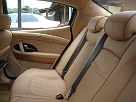 maserati_interior03.JPG